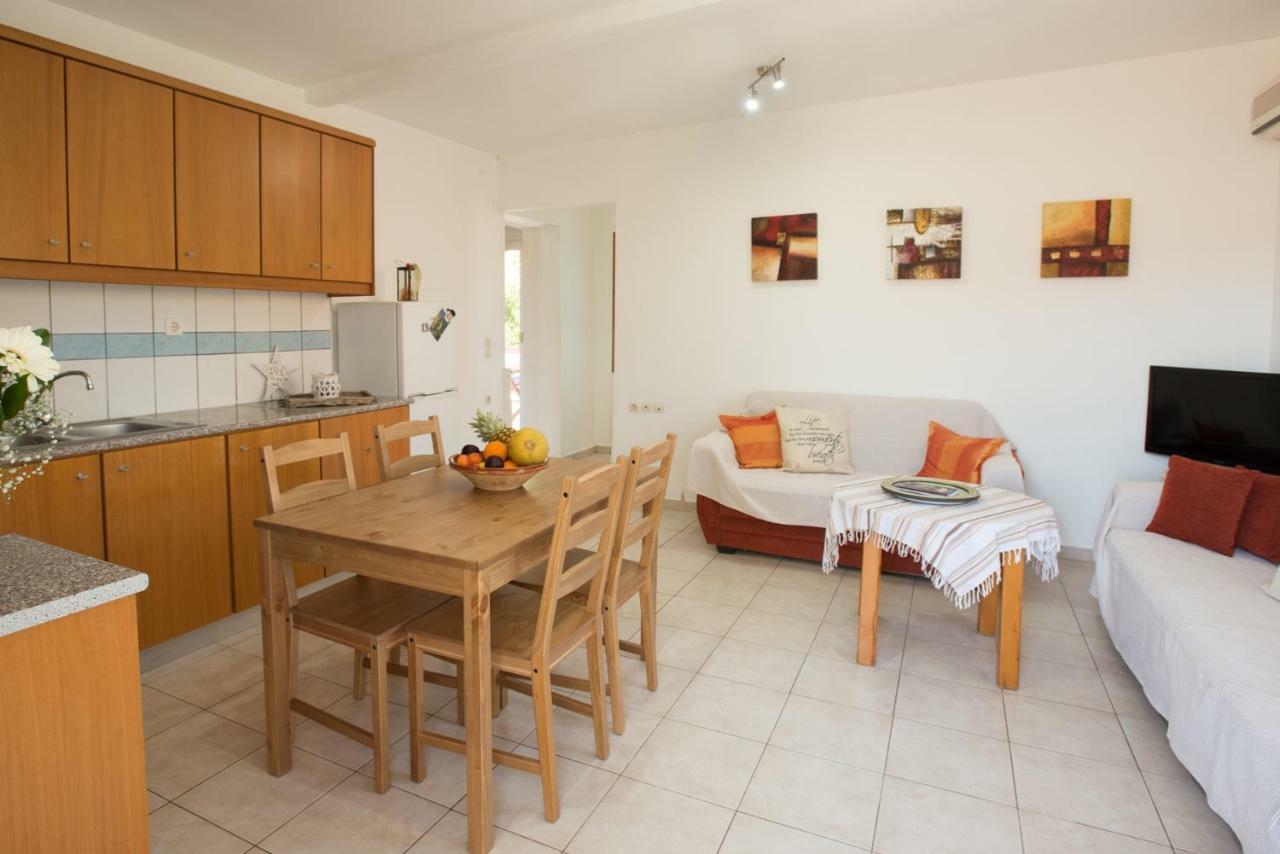 Houmeli Maisonettes & Apartments Καλαμάκι Εξωτερικό φωτογραφία